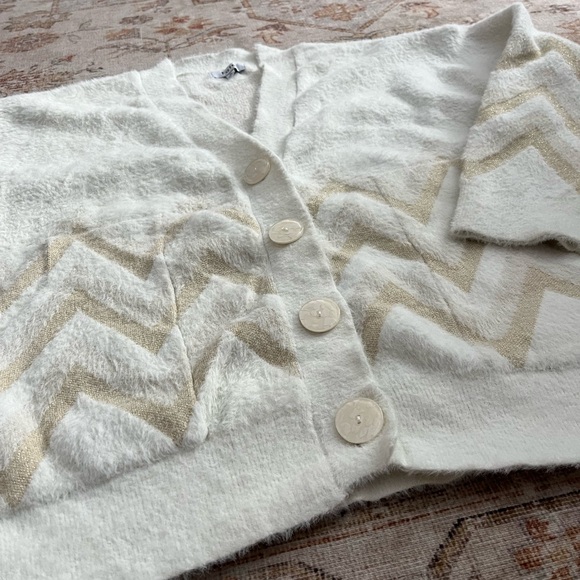 Fate patterned button down sweater - Picture 4 of 6